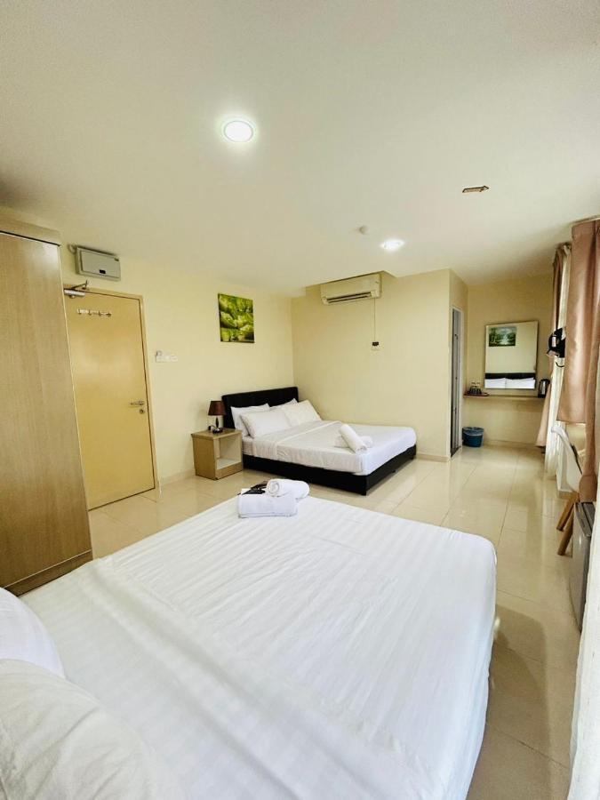 Noor Hotel Kangar Exterior foto